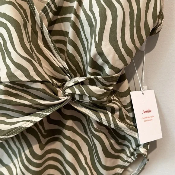 NWT Andie Swim Capri Wrap Front One Piece in Bias Stripe Olive M - Picture 5 of 11